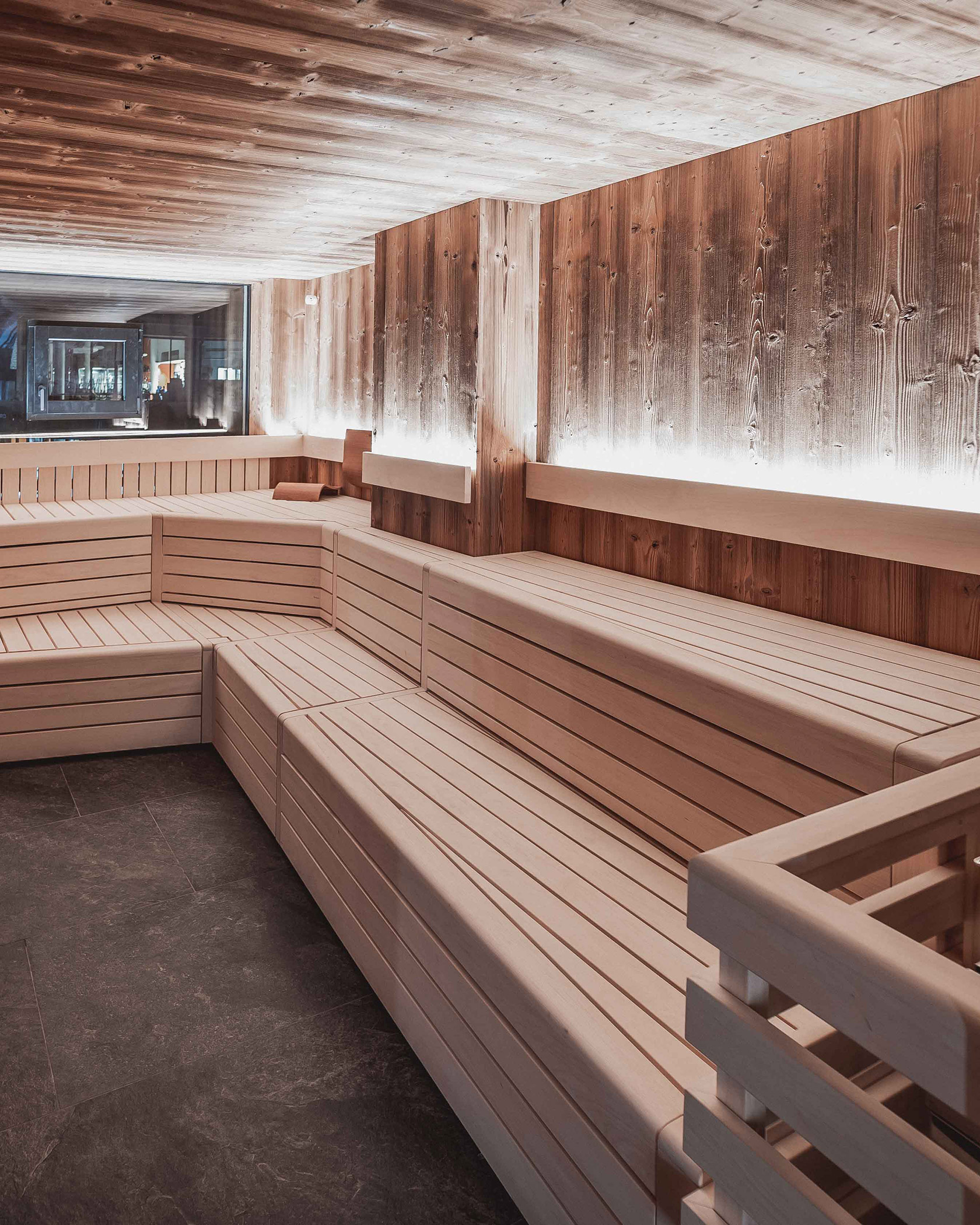 Beleuchtete Sauna - Hotel Continental