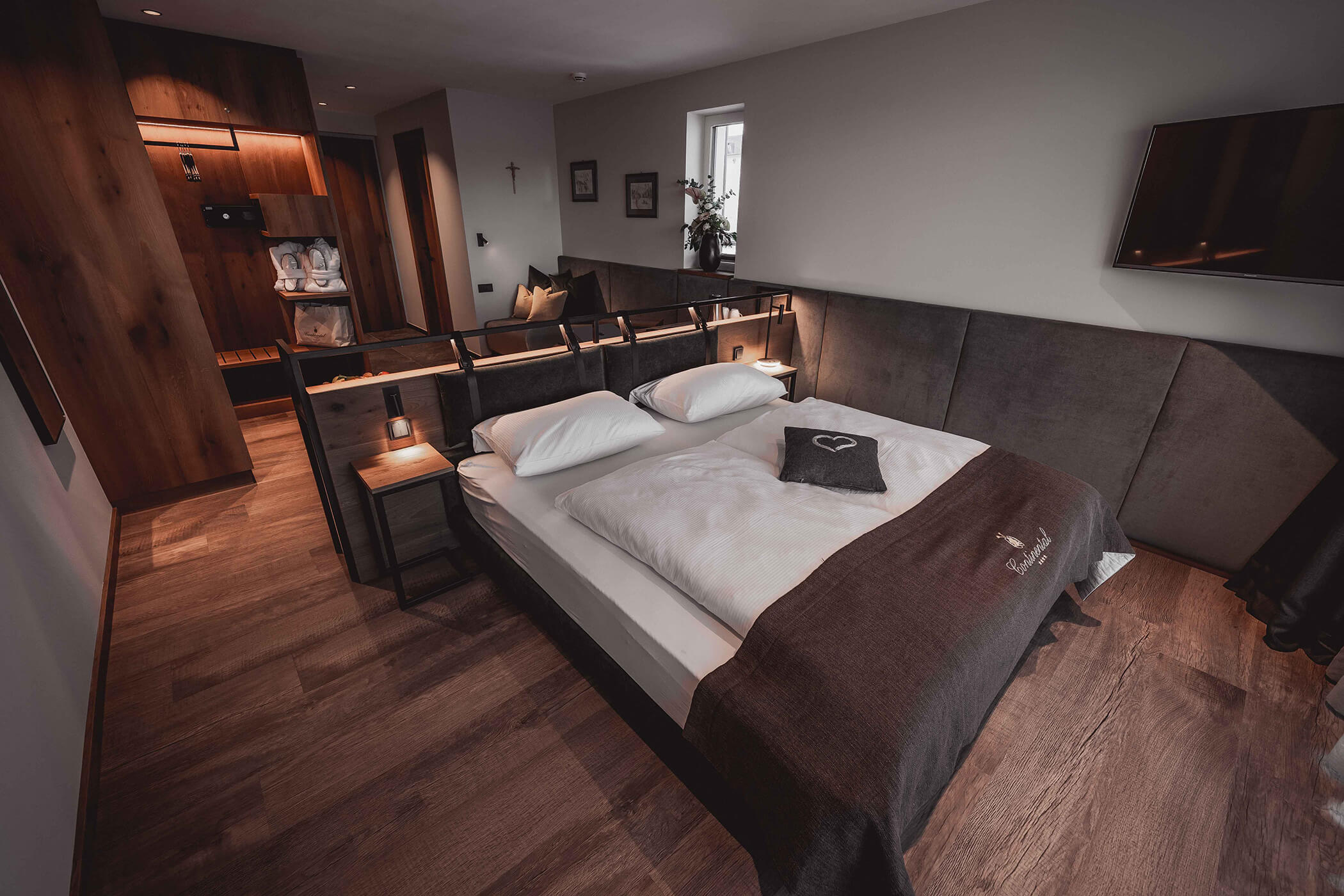 Double bed with wardrobe in the background in the 